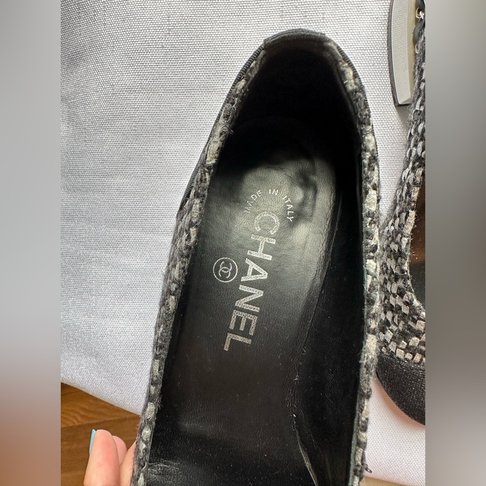 Chanel tweed block heel pumps - Picture 14 of 14